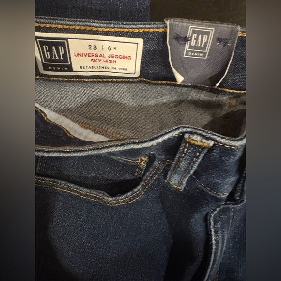 Gap Sky High Rise True Skinny Jeans in Dark Indigo. Size 28, 6 Regular. NWT. - Picture 6 of 7
